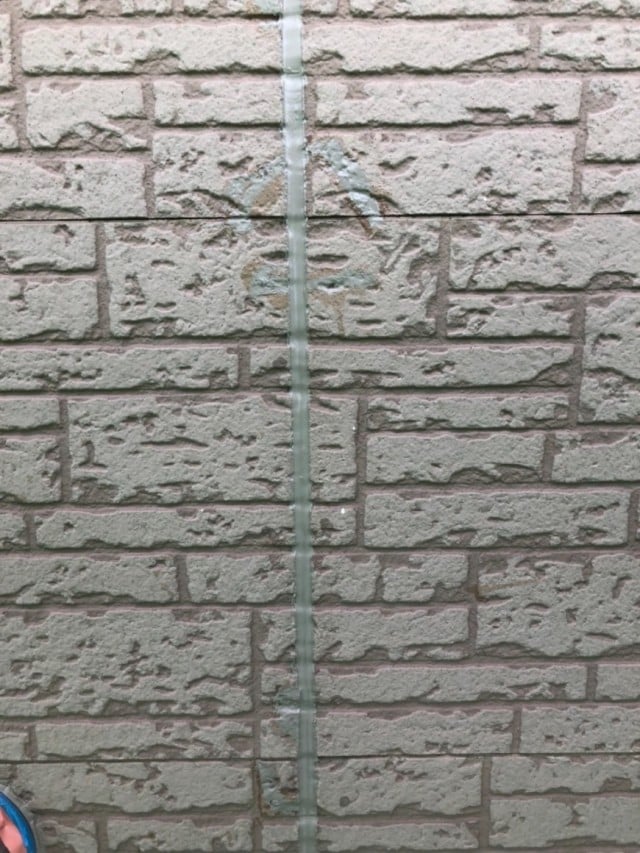 外壁割れ補修